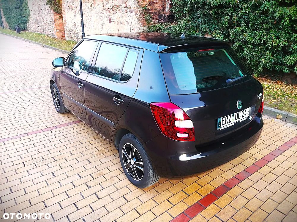 Skoda Fabia 1.2 HTP COOL EDITION - 2