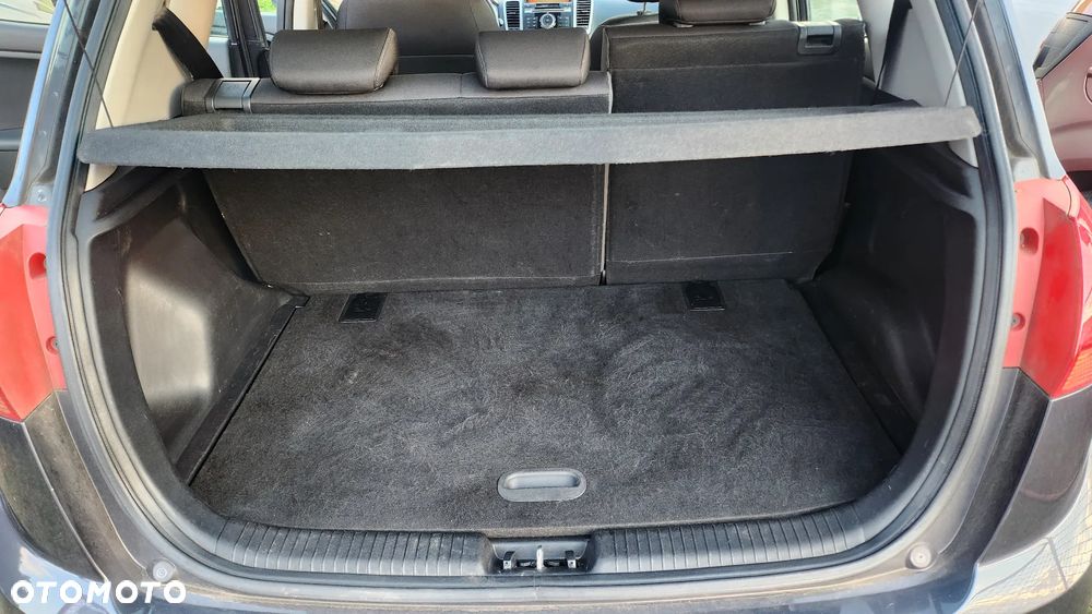 Kia Venga 1.4 CVVT ISG Vision - 15