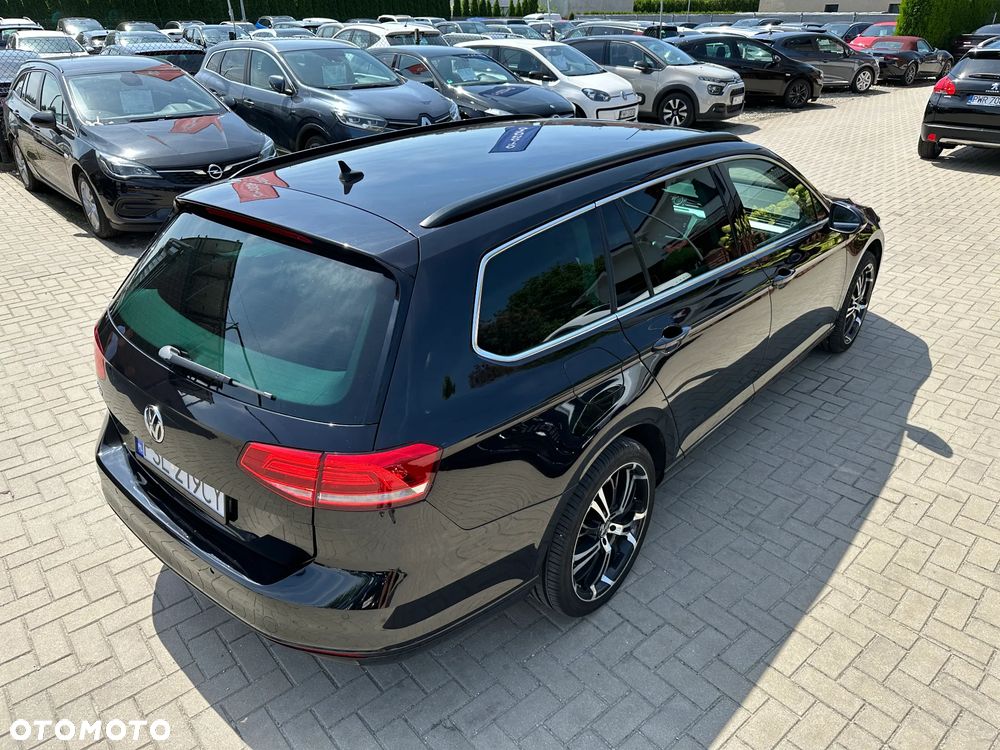Volkswagen Passat Variant - 37