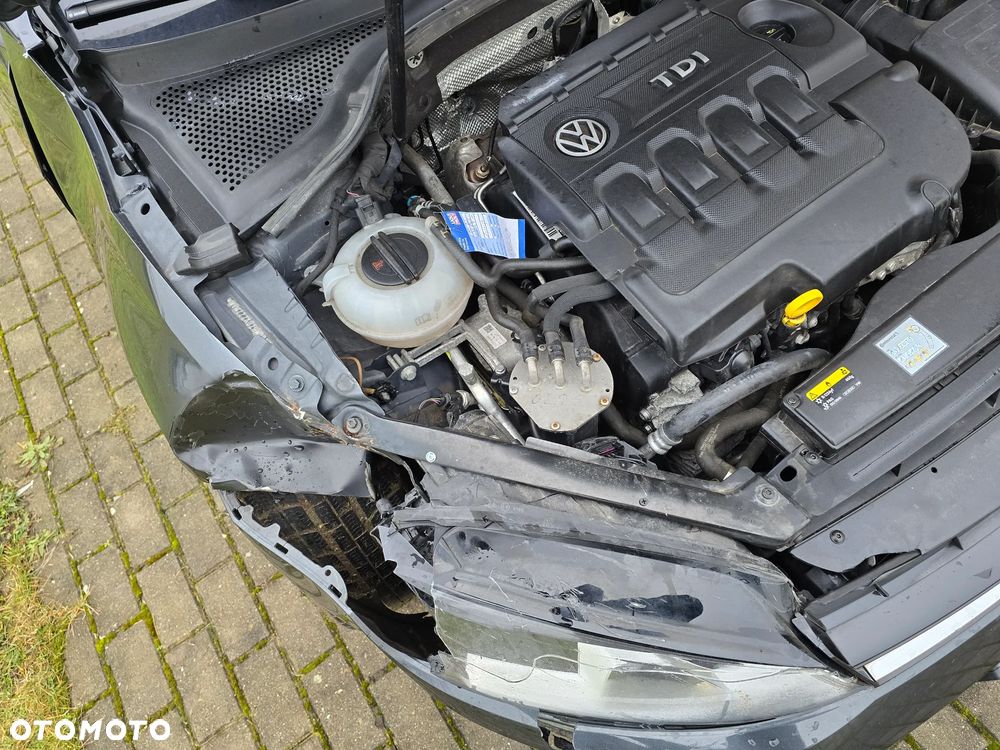 Volkswagen Golf 1.6 TDI SCR Comfortline - 10