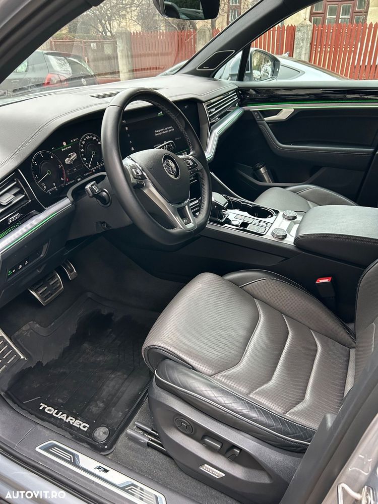 Volkswagen Touareg V6 TDI R-Style - 7