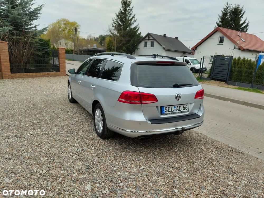 Volkswagen Passat - 14