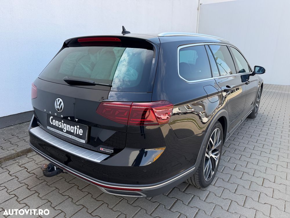 Volkswagen Passat Alltrack 2.0 TDI SCR 4Motion DSG - 3