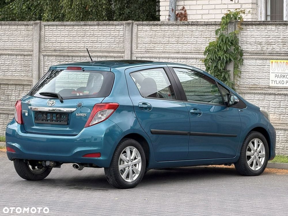 Toyota Yaris 1.33 Premium EU6 - 26