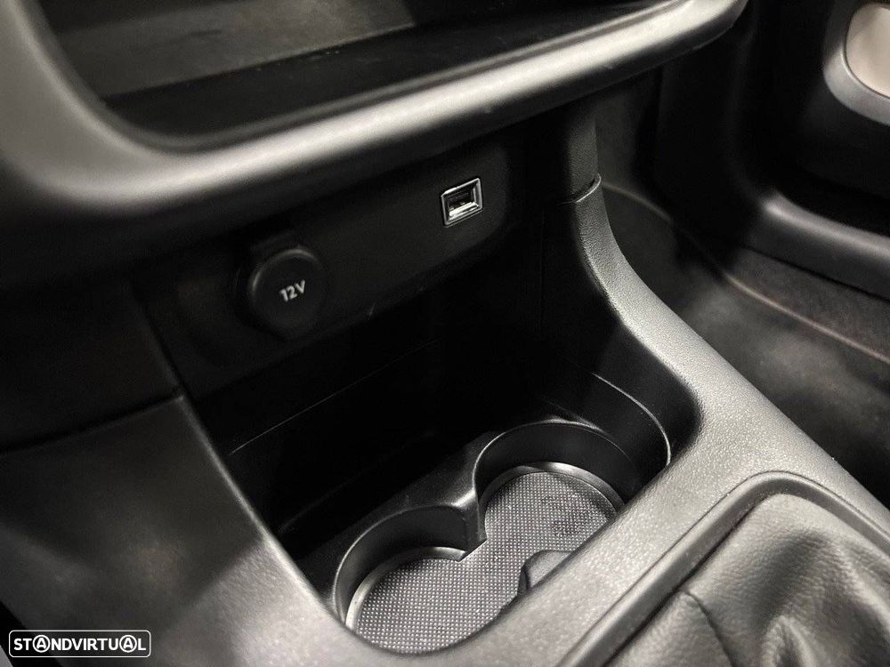 Citroën C3 1.2 PureTech C-Series - 19