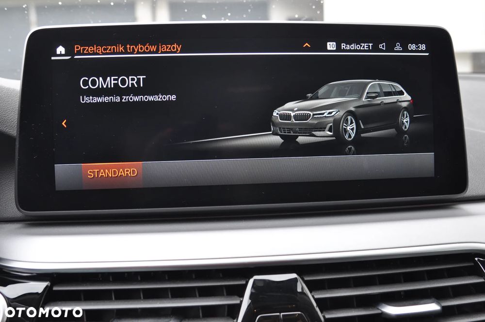BMW Seria 5 520d xDrive Luxury Line sport - 33