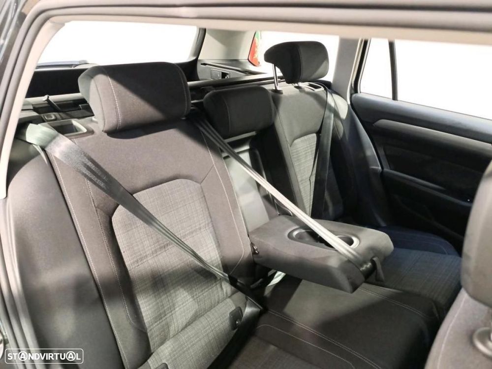 VW Passat Variant 2.0 TDI Business DSG - 3