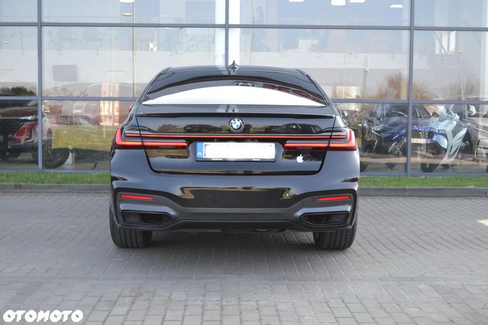 BMW Seria 7 750d xDrive sport - 6