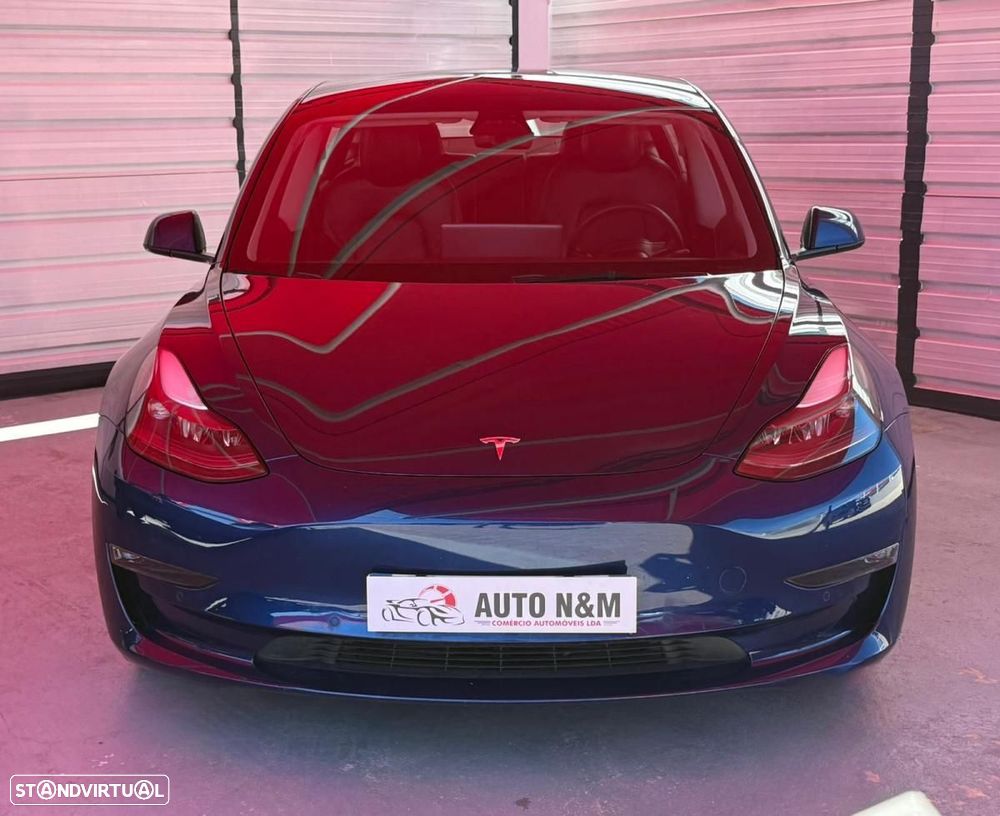 Tesla Model 3 - 3