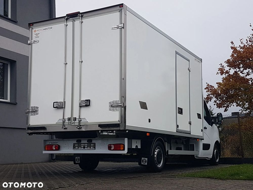 Renault MASTER 8EP CHŁODNIA MROŹNIA 4,22x2,11x2,02 IZOTERMA AGREGAT THERMO KING V-500 MAX GRZANIE KLIMA KRAJOWY - 29
