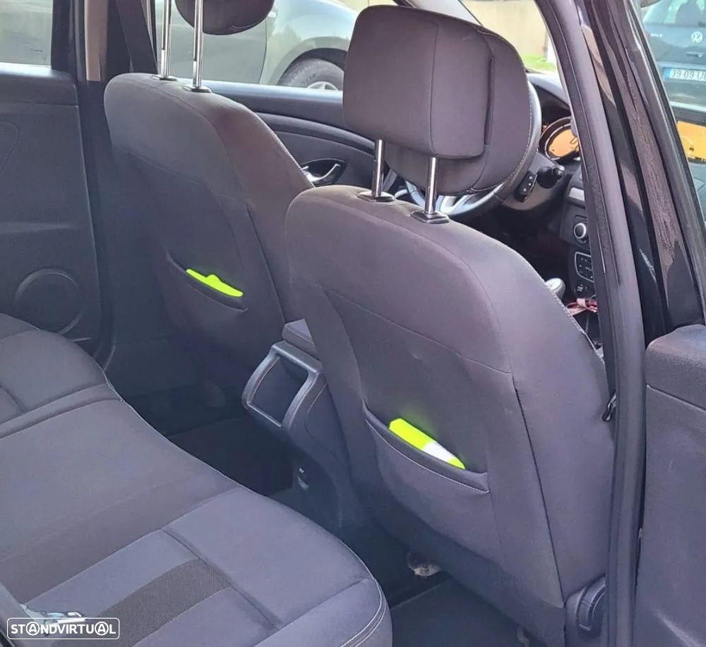 Renault Mégane 1.5 dCi Dynamique - 13