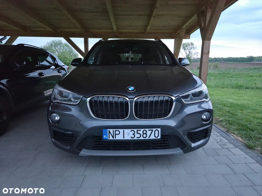 BMW X1 sDrive18d Sport Line - 2