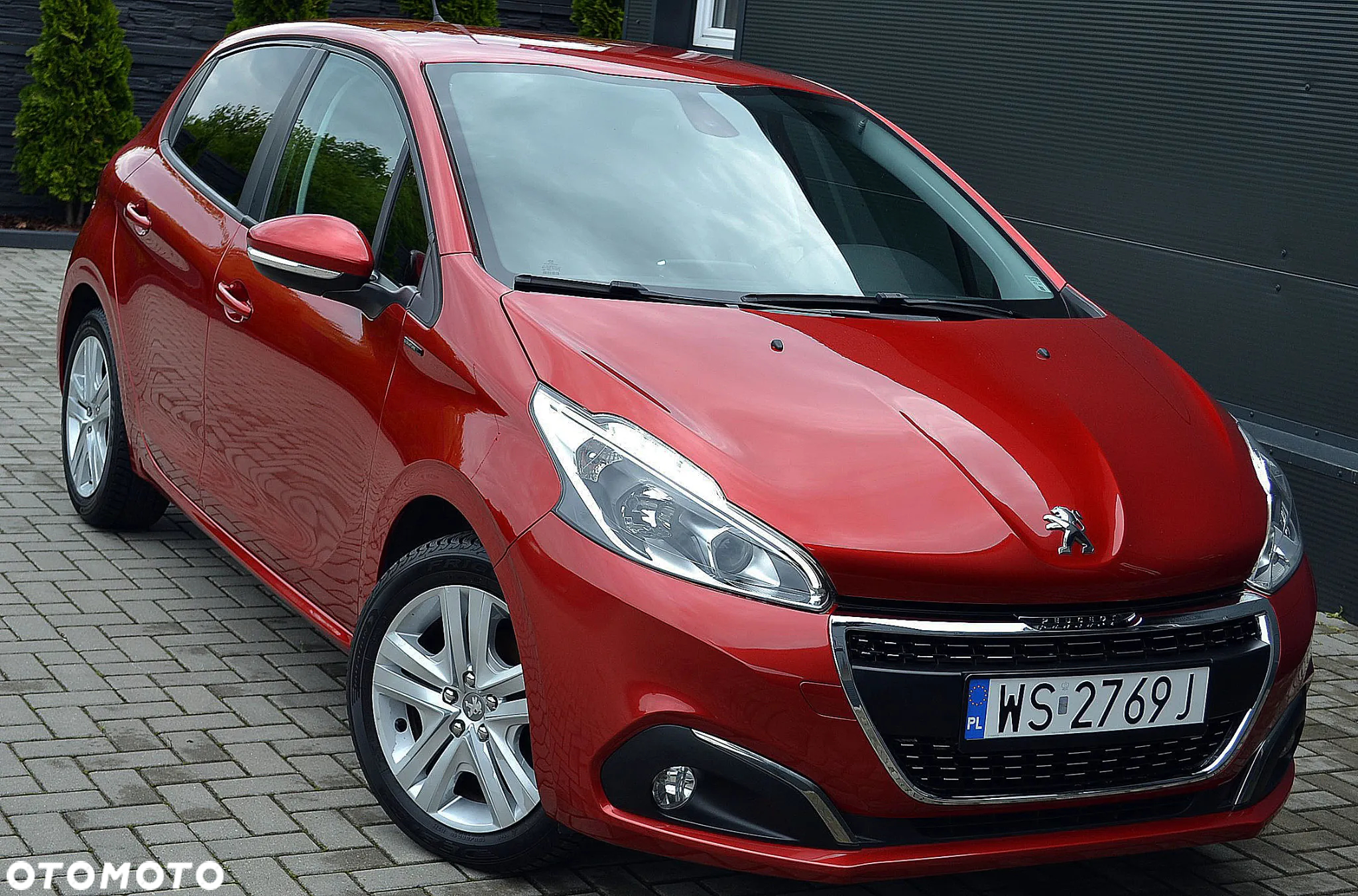 Peugeot 208 - 22