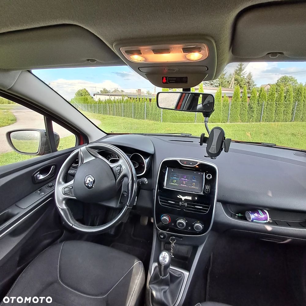 Renault Clio - 8