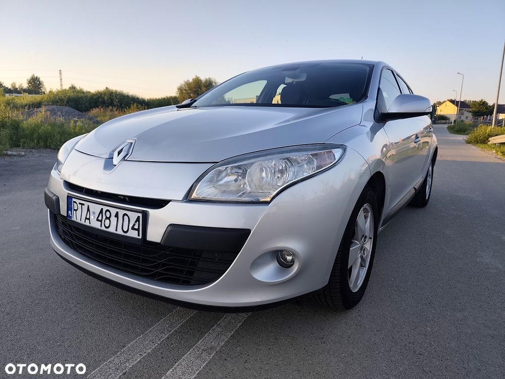 Renault Megane 1.6 16V Generation - 1