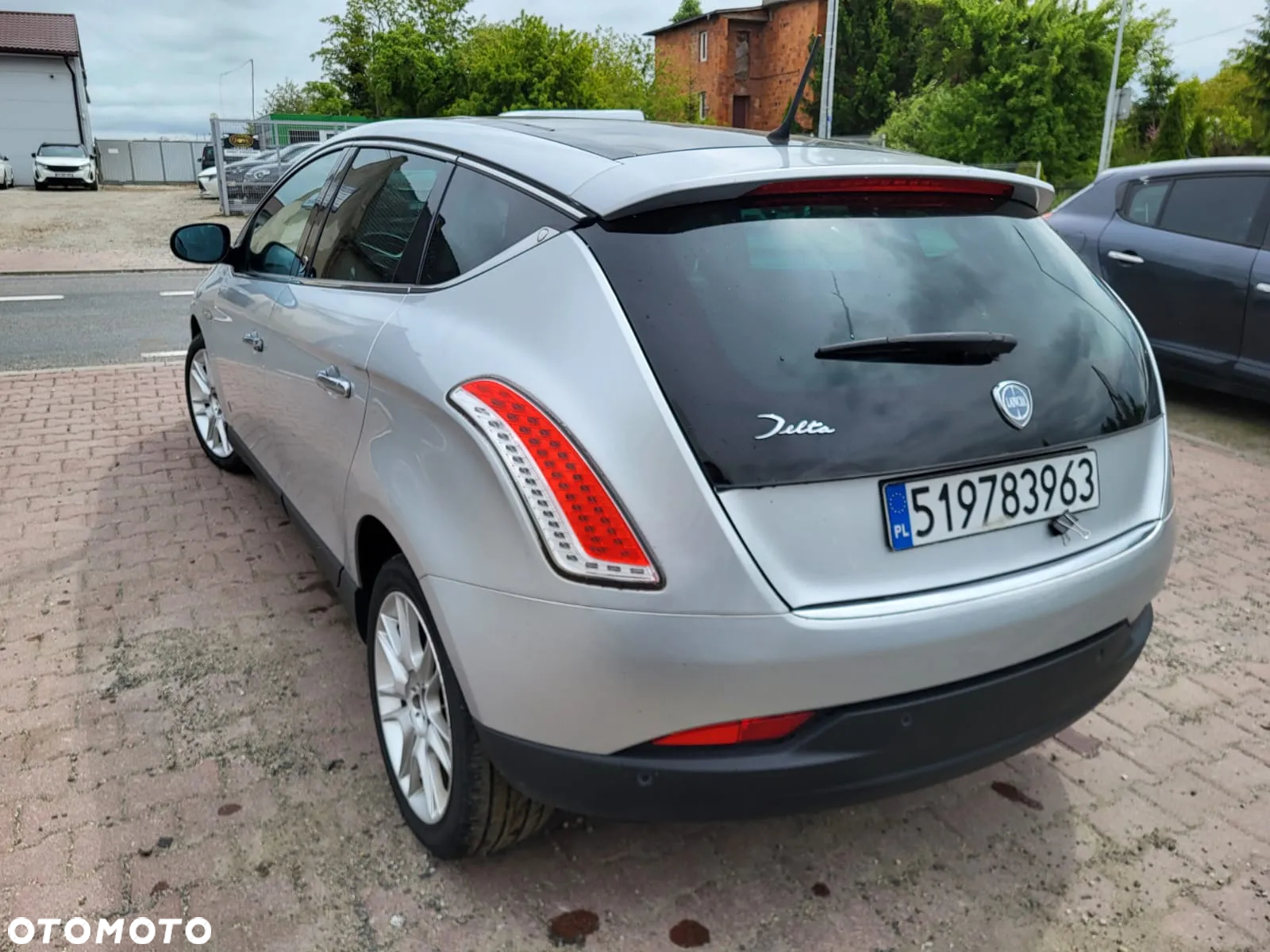 Lancia Delta 1.6 MJ Argento - 13