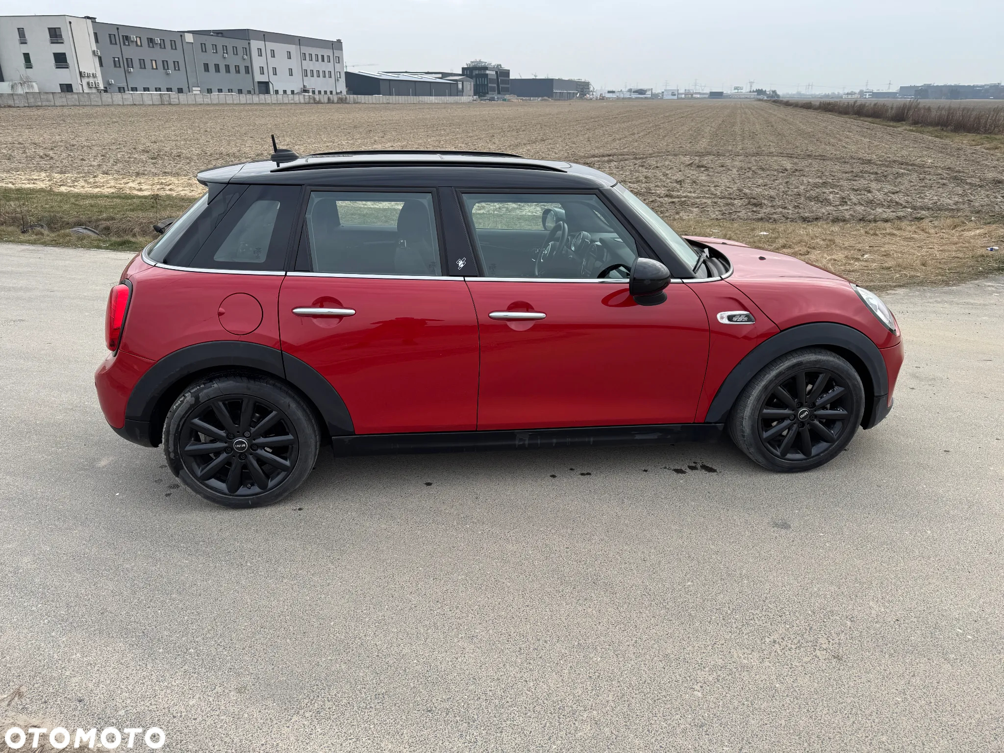 MINI ONE - 4