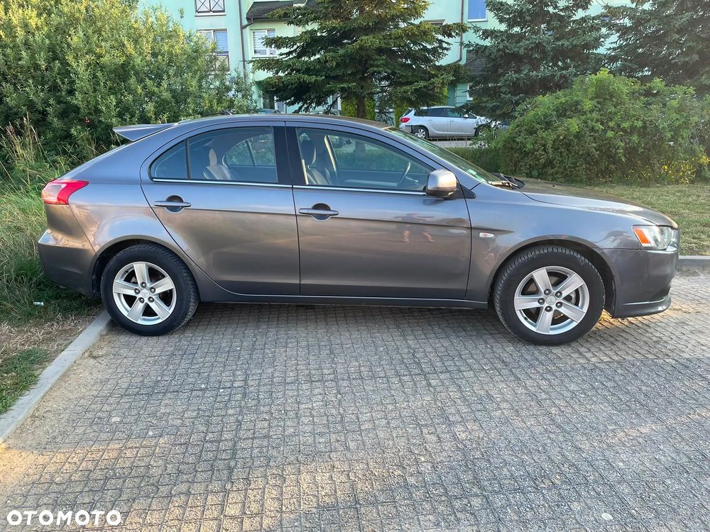 Mitsubishi Lancer 1.5 Inform - 5