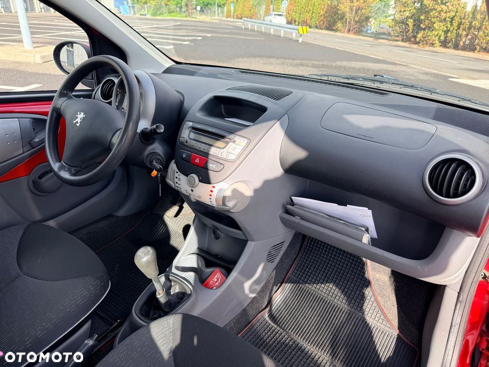 Peugeot 107 1.0 Urban Move - 33