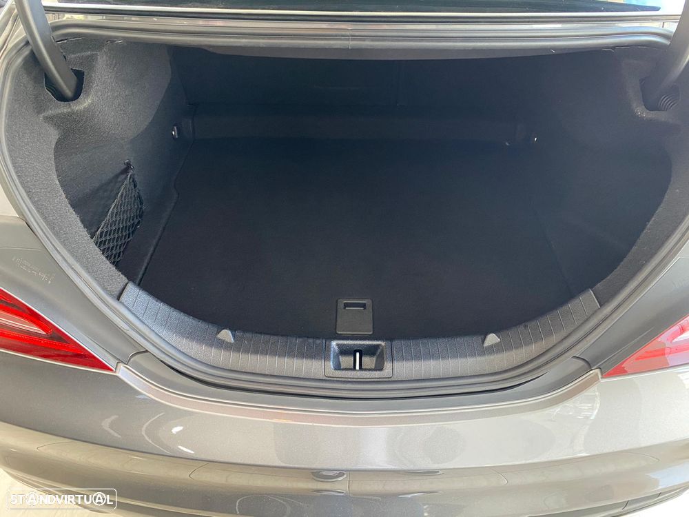 Mercedes-Benz CLA 180 - 6