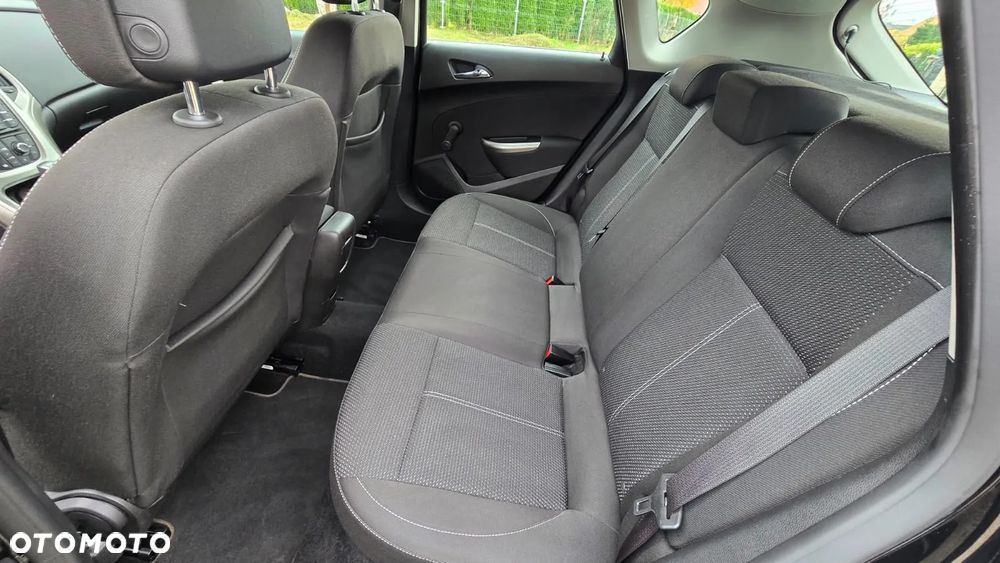 Opel Astra 2.0 CDTI DPF Automatik Design Edition - 13