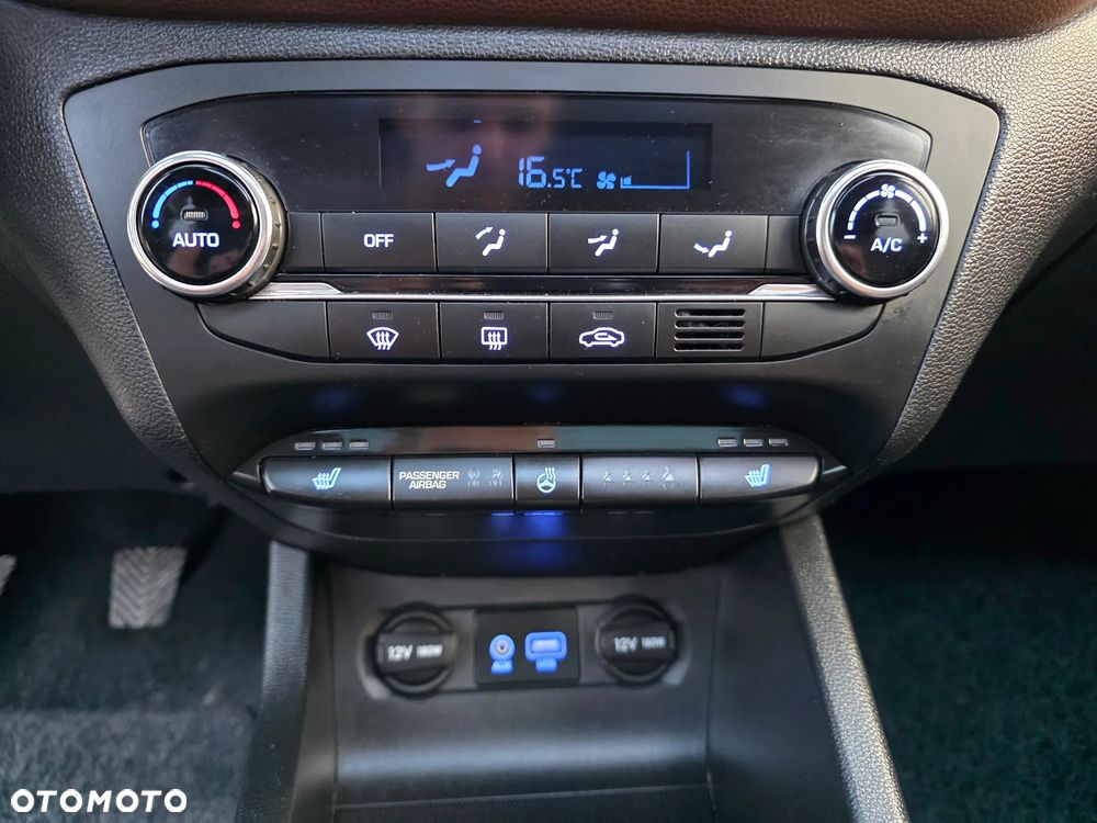 Hyundai i20 - 22