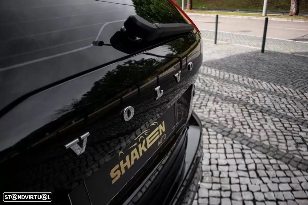 Volvo XC 60 2.0 T6 PHEV Inscription AWD - 12