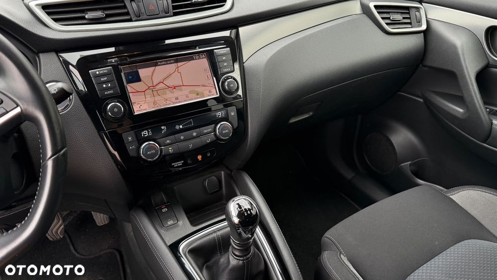 Nissan Qashqai 1.7 dCi Visia - 13