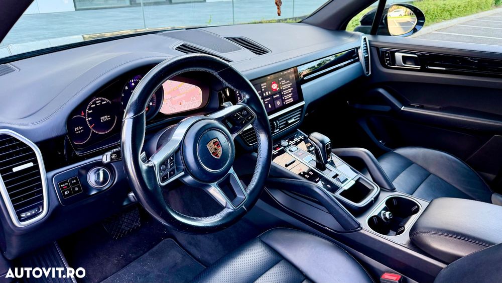 Porsche Cayenne - 9