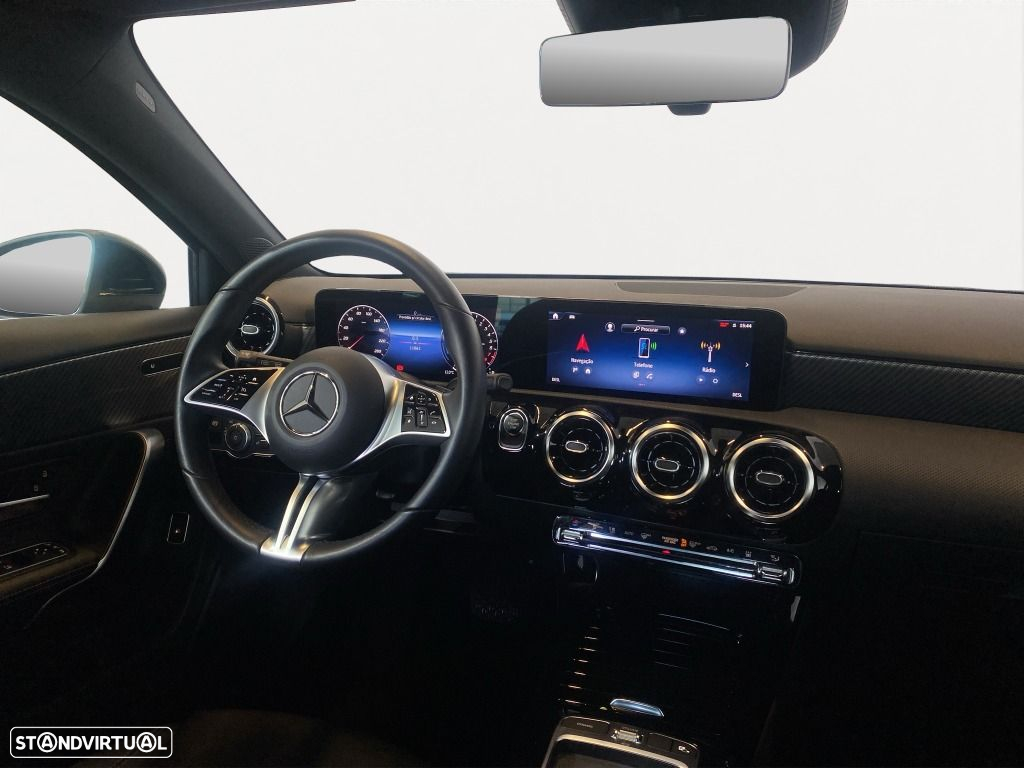 Mercedes-Benz A 250 e - 11