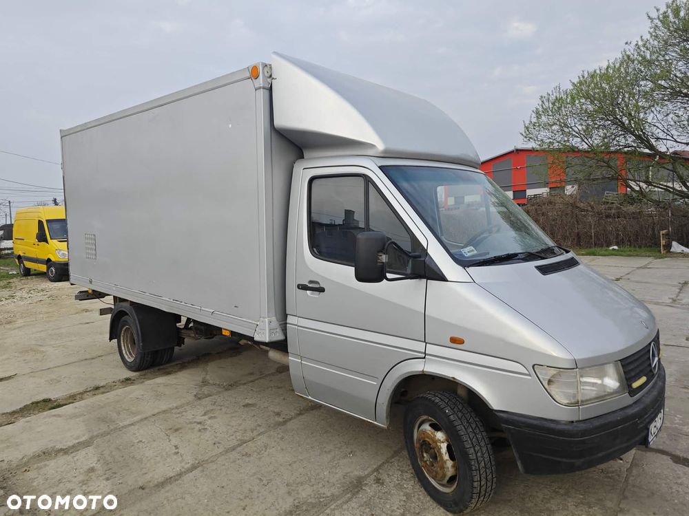 Mercedes-Benz SPRINTER 412 - 2