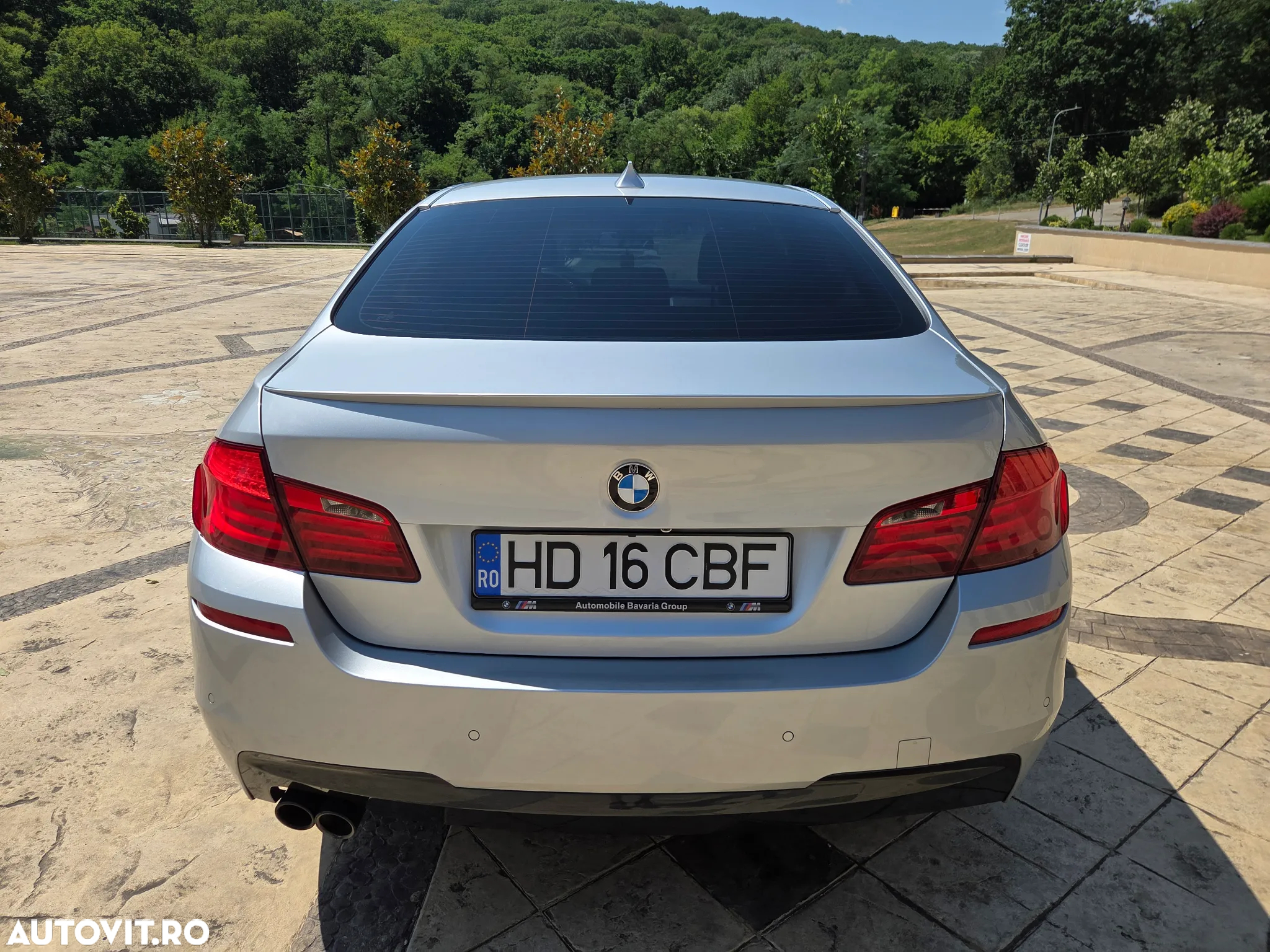 BMW Seria 5 520d Sport-Aut. - 8