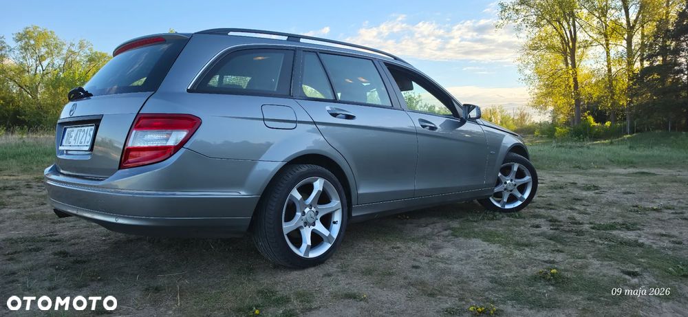Mercedes-Benz Klasa C 180 Kompressor BlueEFFICIENCY Avantgarde - 23