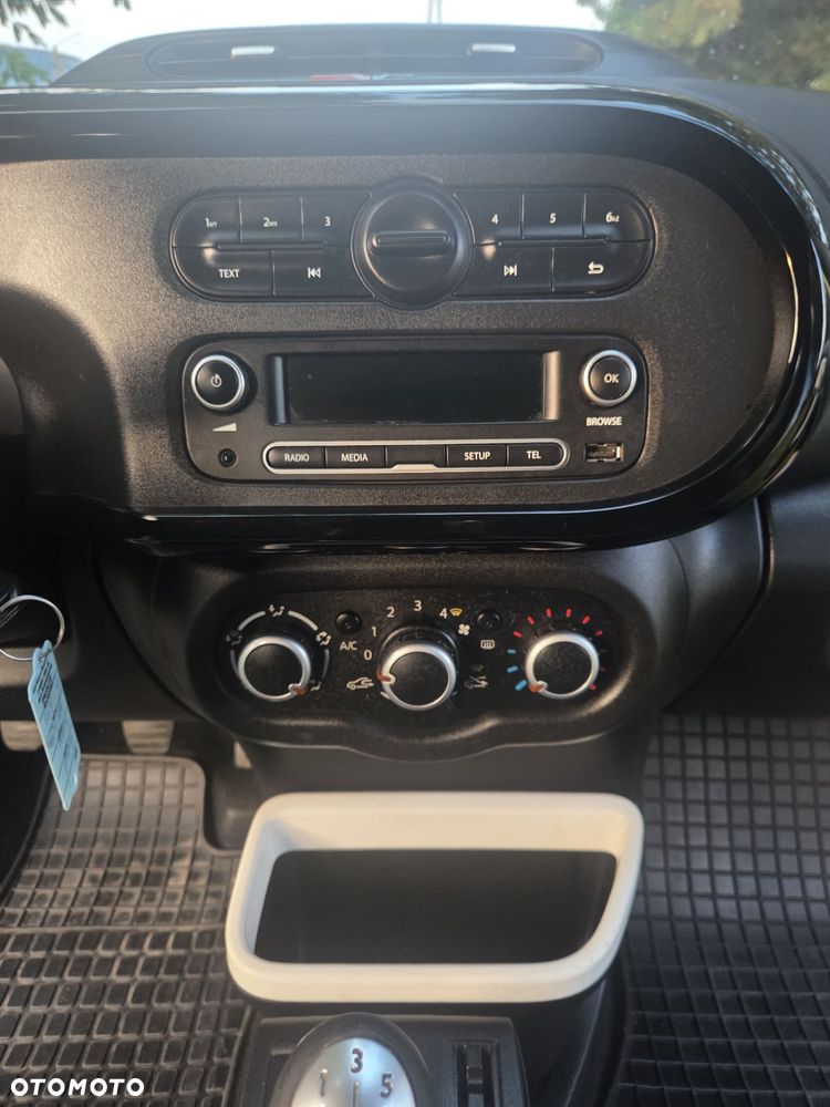 Renault Twingo SCe 70 Start&Stop Intens - 24