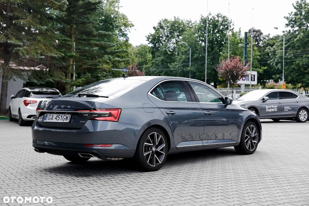 Skoda Superb 2.0 TSI 4x4 L&K DSG - 8