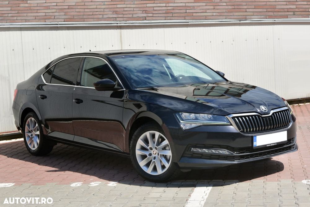 Skoda Superb 2.0 TDI DSG Ambition - 2