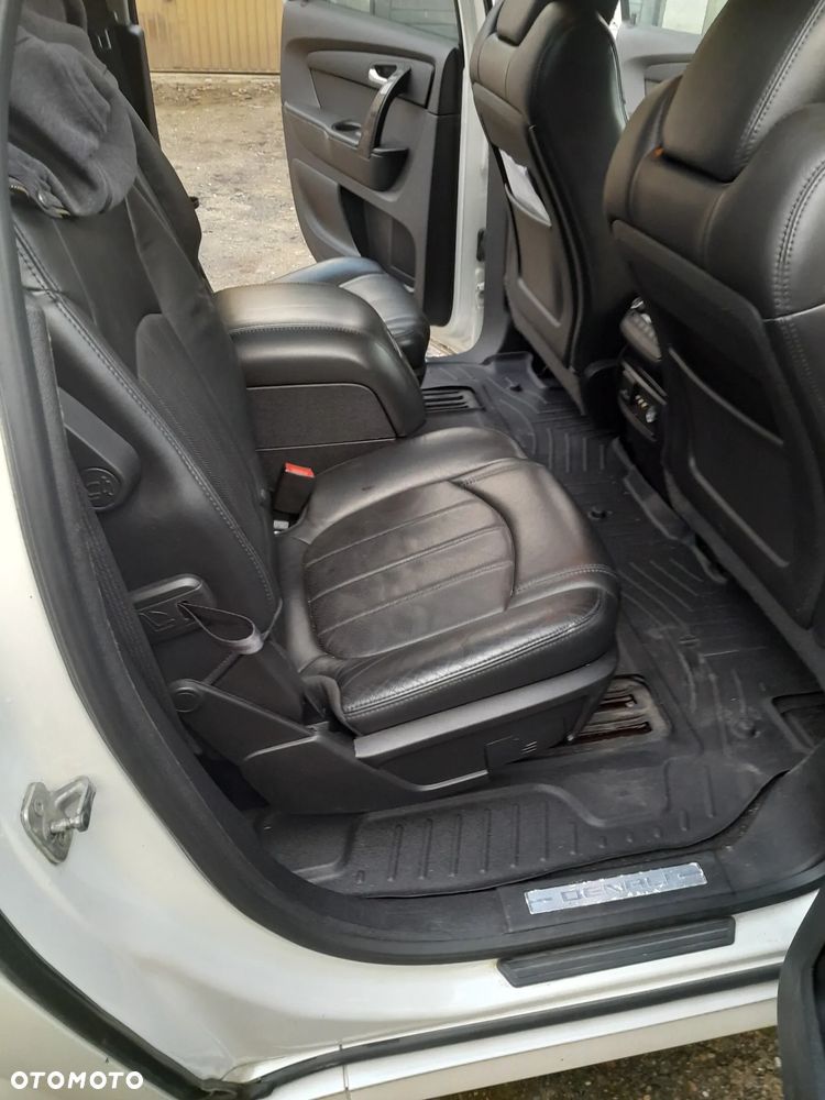 GMC Acadia - 18