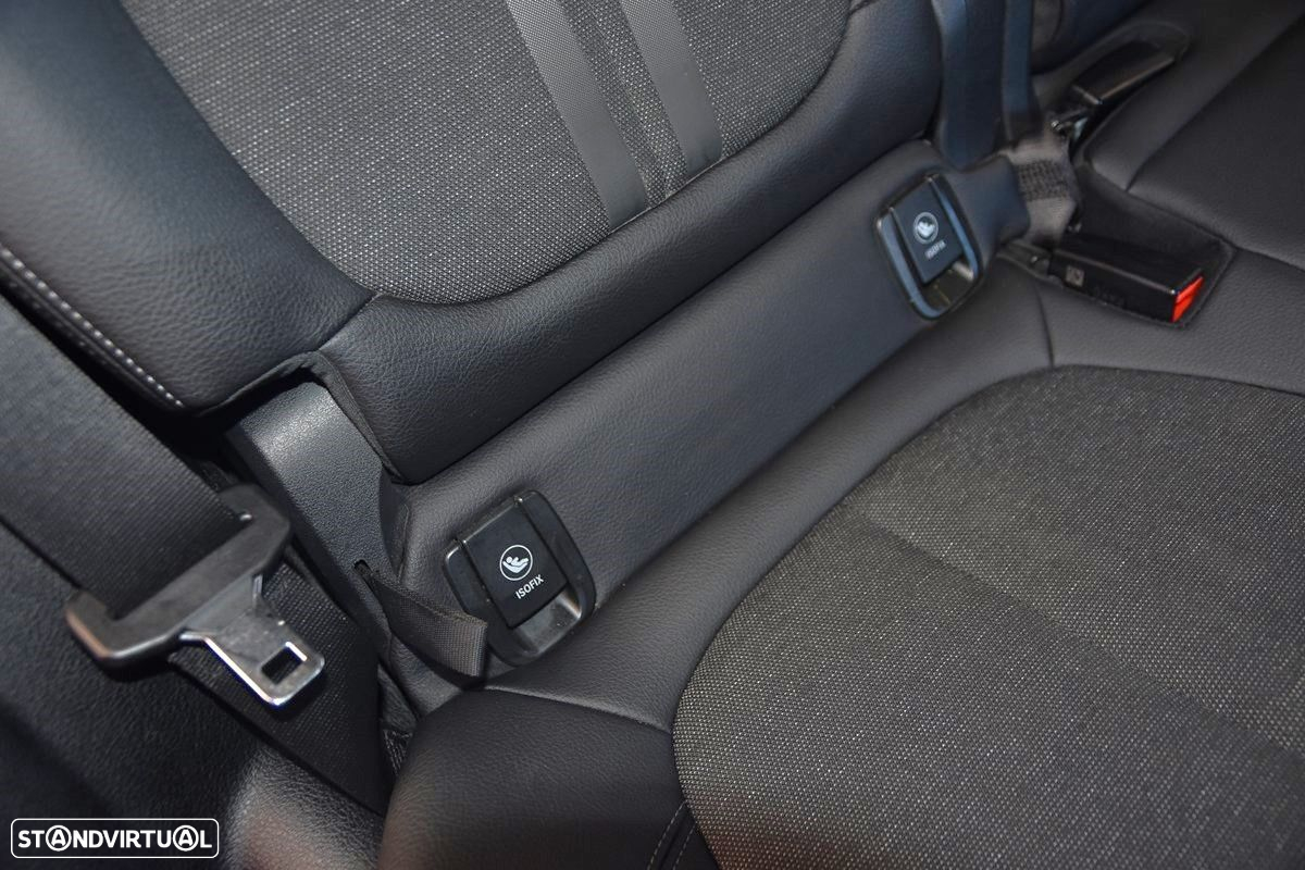 BMW 225xe Active Tourer Pack M - 16