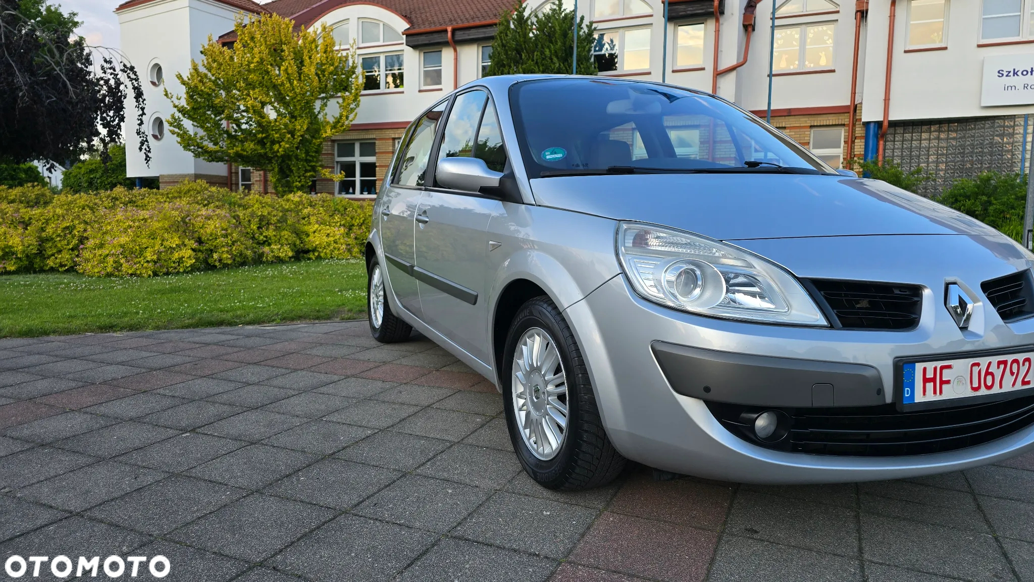 Renault Scenic 2.0 16V Dynamique - 36