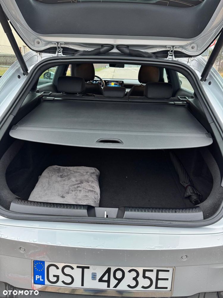 Mercedes-Benz CLA 180 d - 20