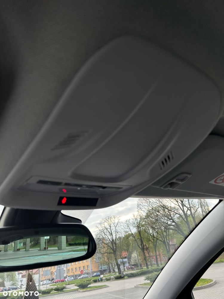 Opel Crossland X - 26