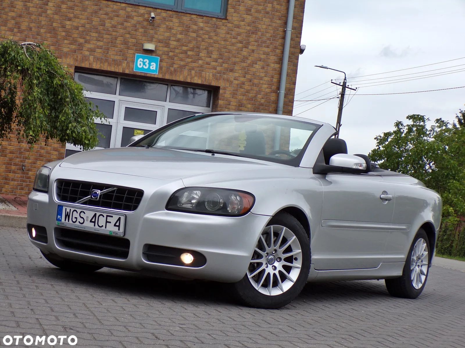 Volvo C70 2.0D Kinetic - 1