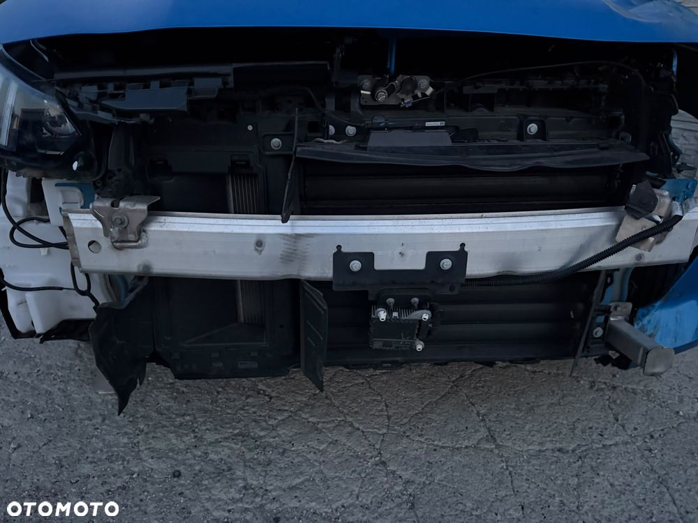 Peugeot 208 Elektromotor 136 GT Pack - 31