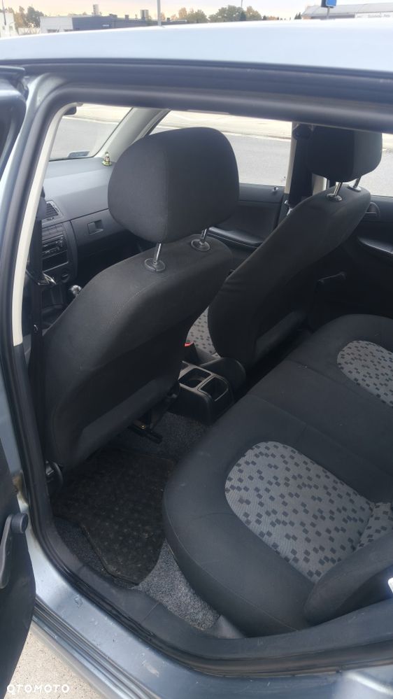 Skoda Fabia - 6