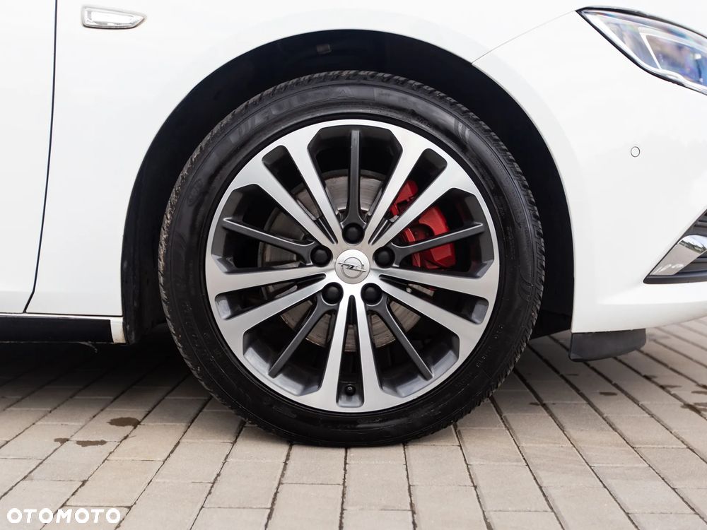 Opel Insignia 2.0 BiTurbo 4x4 Exclusive - 9