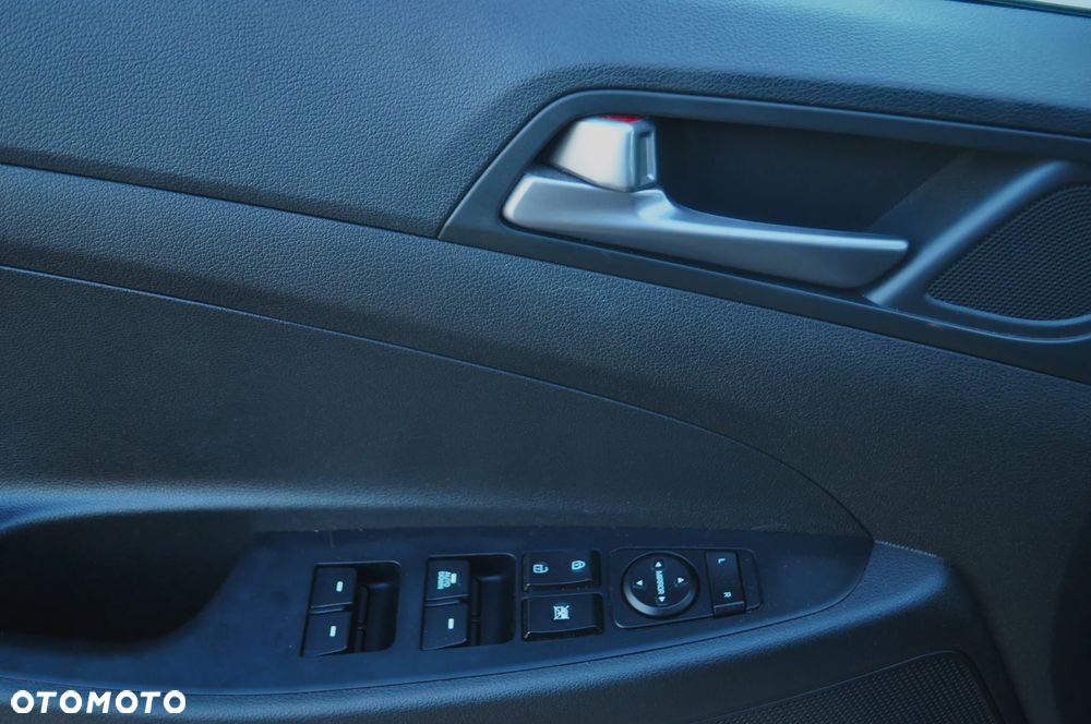 Hyundai Tucson blue 1.6 GDi 2WD Navi - 31