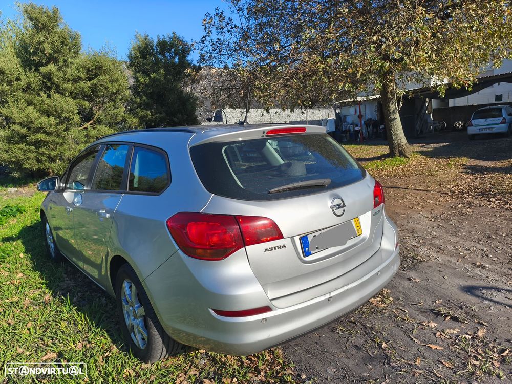 Opel Astra Caravan 1.3 CDTi Enjoy ecoFLEX - 4