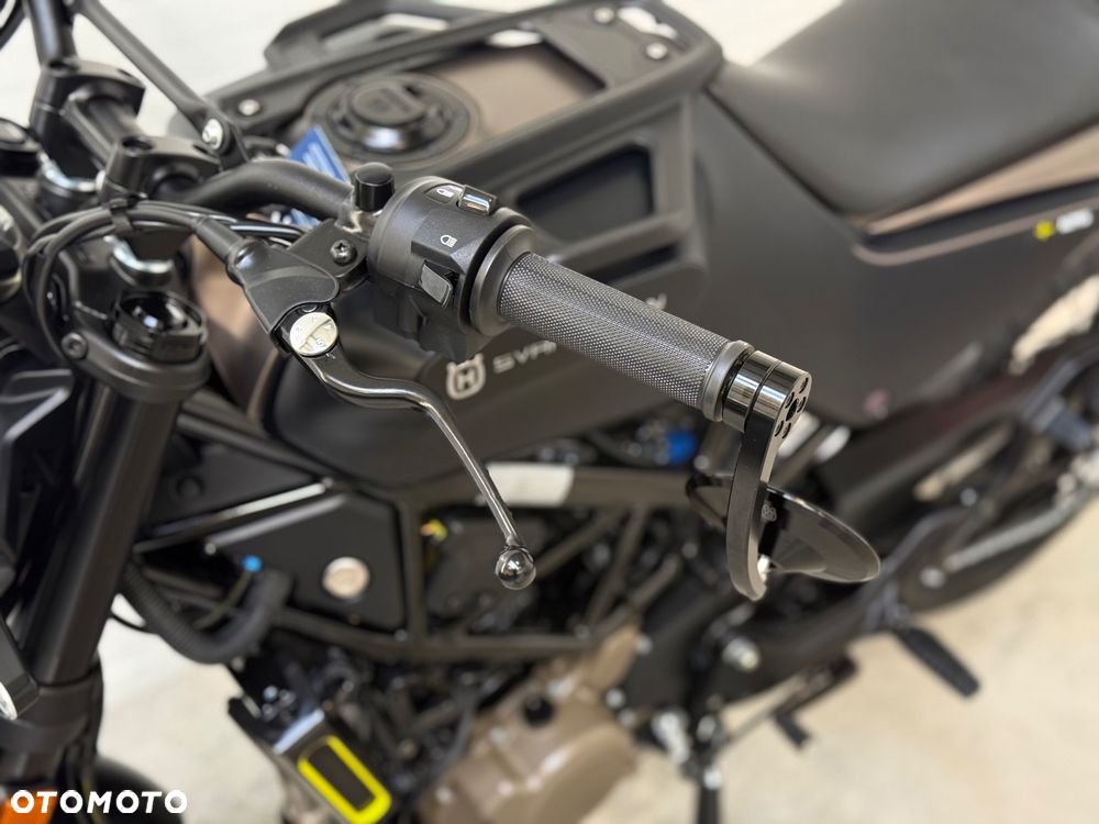 Husqvarna Svartpilen - 27