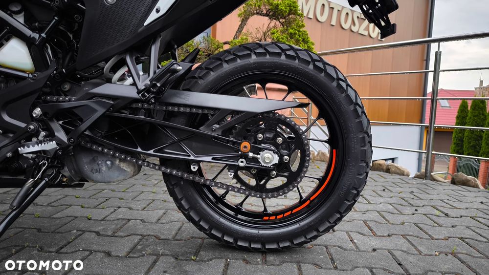 KTM Adventure - 33