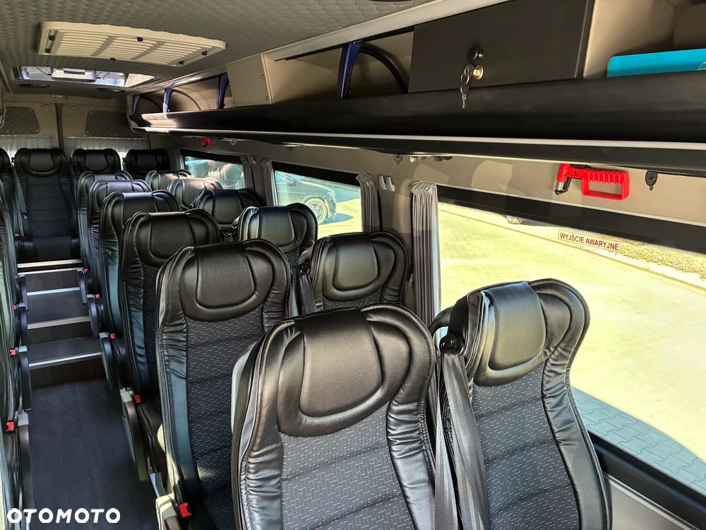 Mercedes-Benz Sprinter 519 CDI - 13